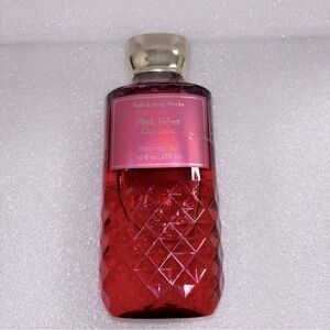 💝Bath & Body Works Pink Velvet Cupcake body wash💝